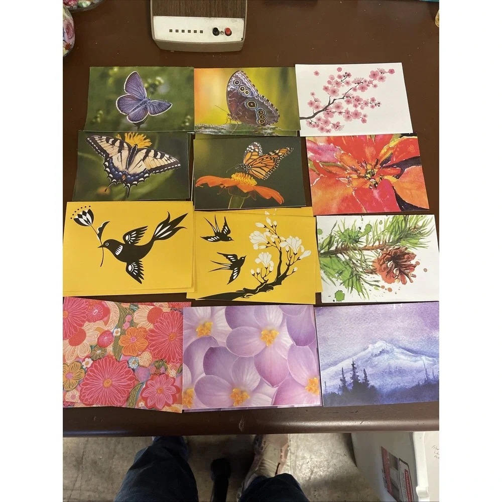 New Mixed Lot 25 Colorful Greeting Cards w/Envelopes Blank. Some have multiples